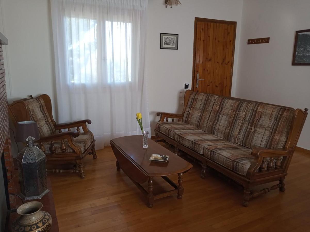 Manousi 2 - First Floor Vila Mystras Exterior foto