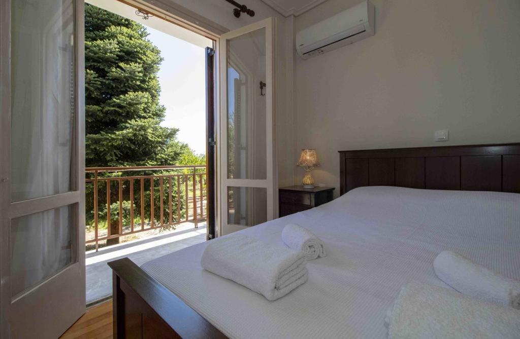 Manousi 2 - First Floor Vila Mystras Exterior foto