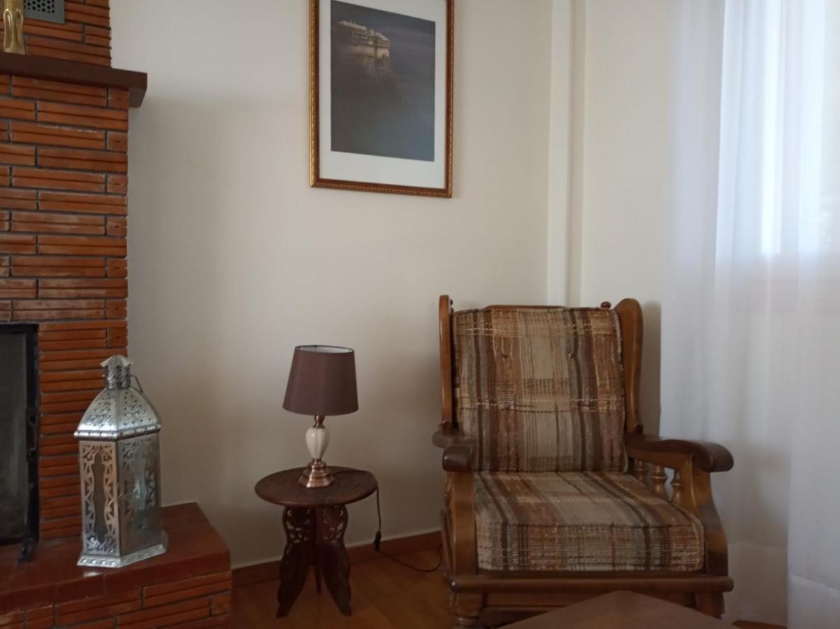 Manousi 2 - First Floor Vila Mystras Exterior foto