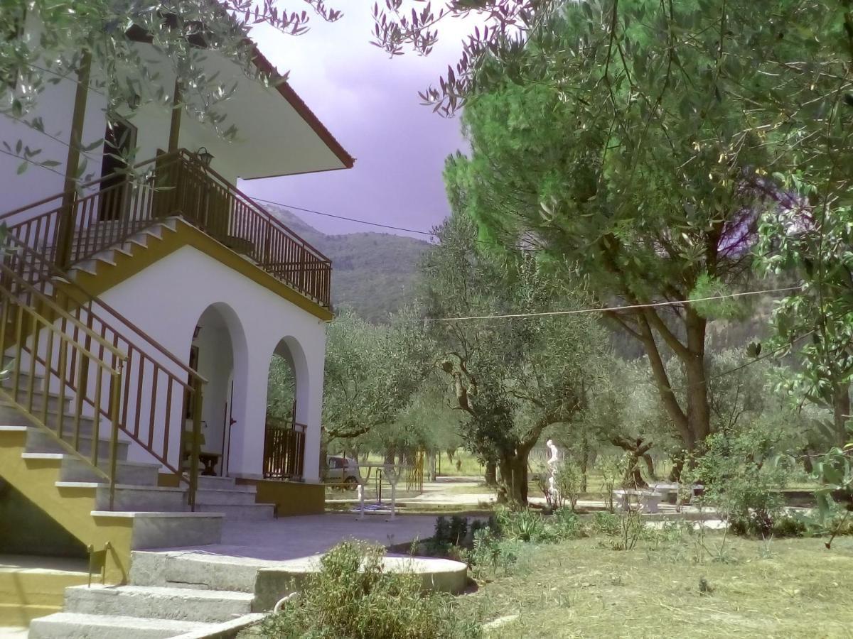 Manousi 2 - First Floor Vila Mystras Exterior foto